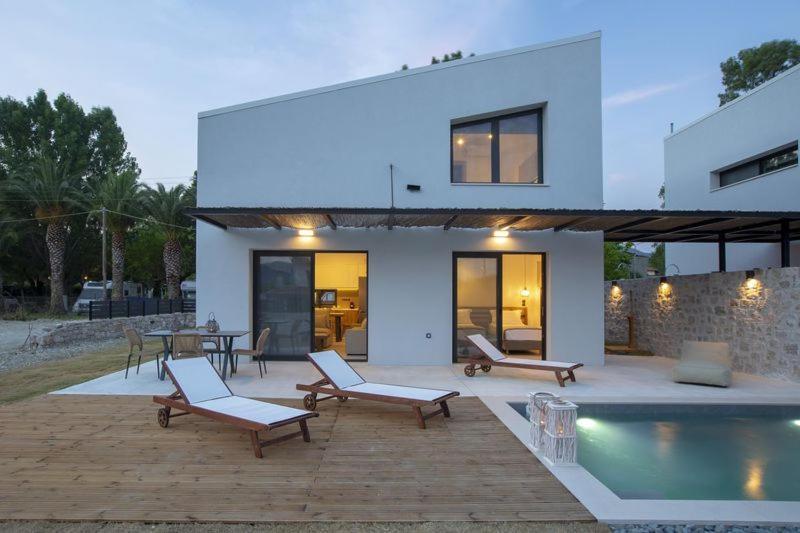 Seascape Villas Vassiliki - Beachfront Villas Eksteriør bilde