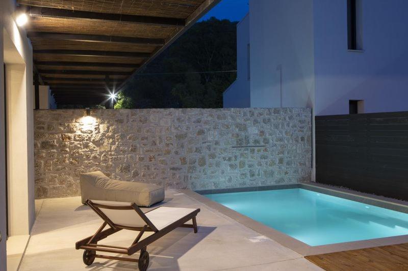 Seascape Villas Vassiliki - Beachfront Villas Eksteriør bilde