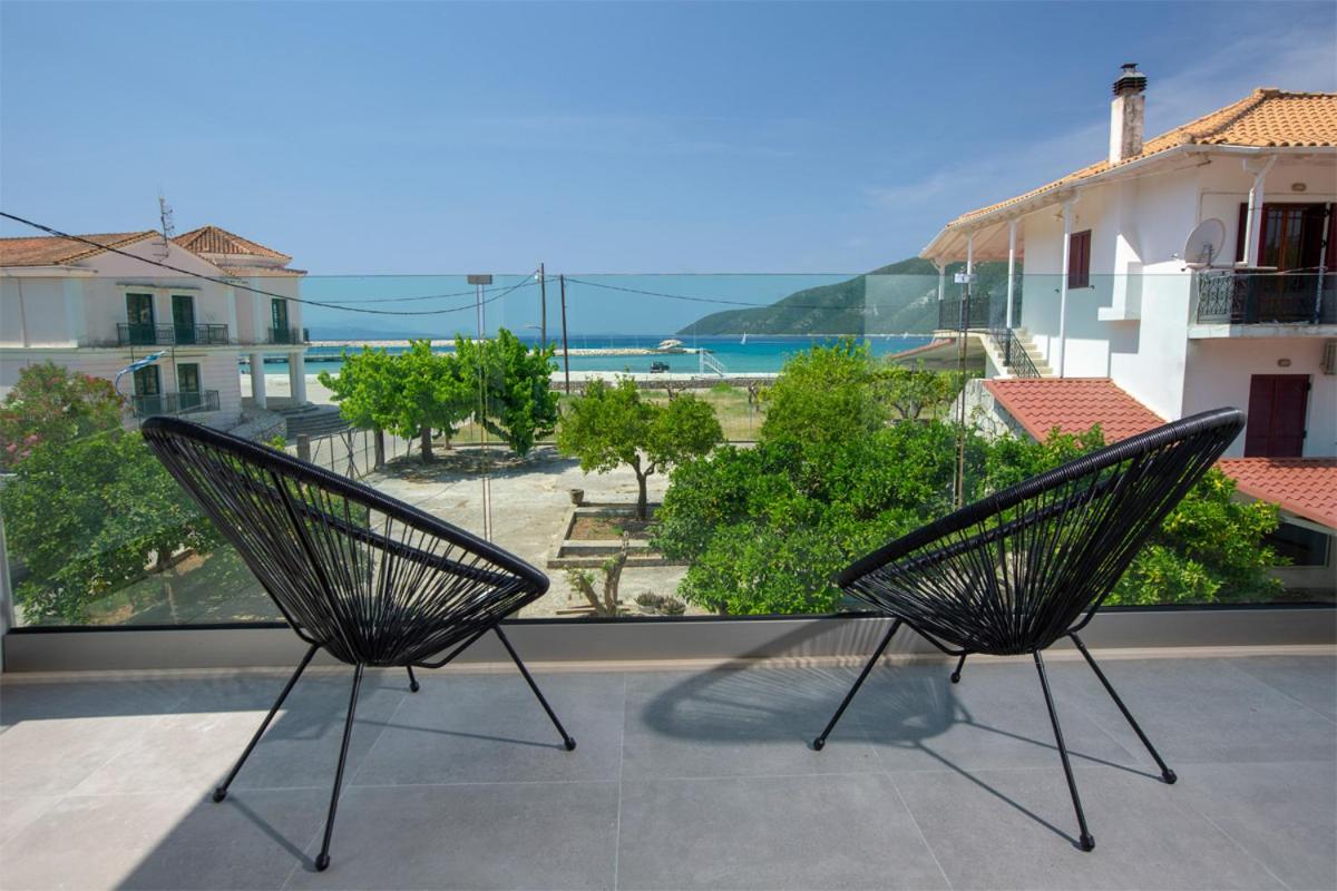 Seascape Villas Vassiliki - Beachfront Villas Eksteriør bilde