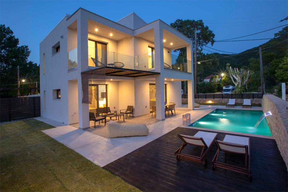 Seascape Villas Vassiliki - Beachfront Villas Eksteriør bilde